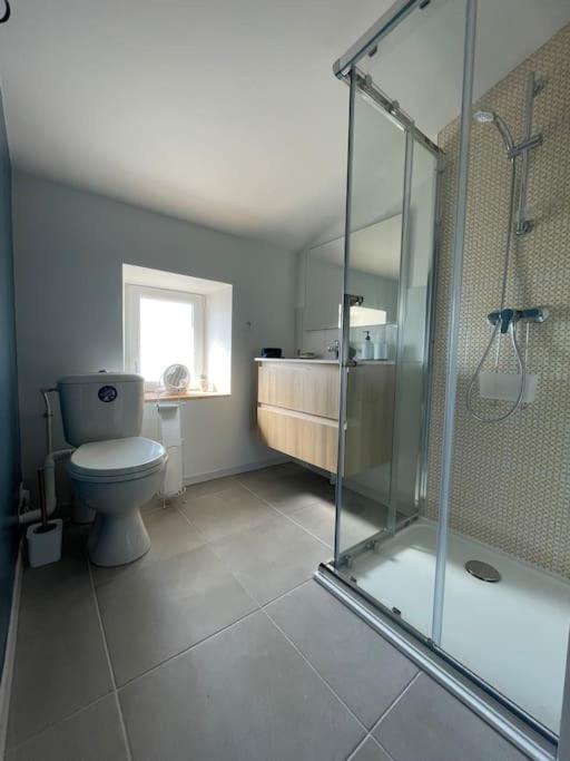 Studio Neuf Lumineux Climatise Blaye Exterior foto